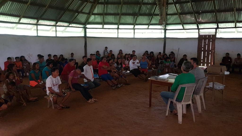 A Igreja Indígena reunida